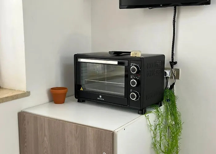 ベッド・アンド・ブレックファスト The Mistral シッラ